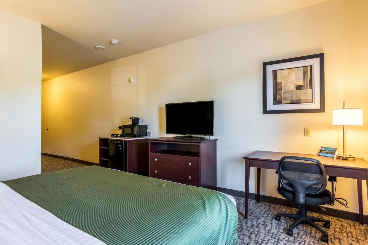 Cobblestone Hotel & Suites - Greenville Ngoại thất bức ảnh